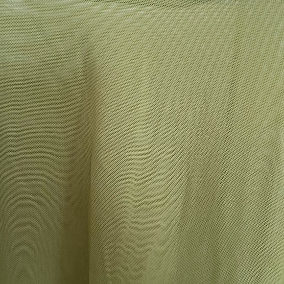 Ballet pull on mesh skirt knee length size Medium - Picture 2 of 3